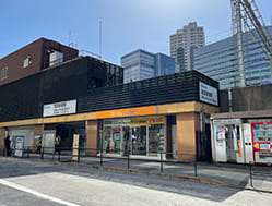 西武新宿駅（北口改札前）